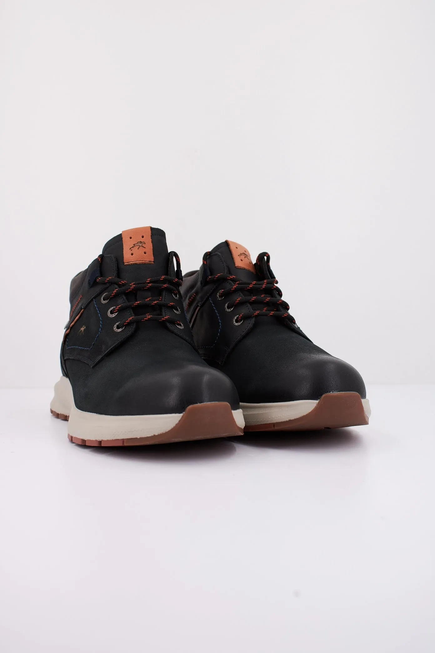 FLUCHOS F2068