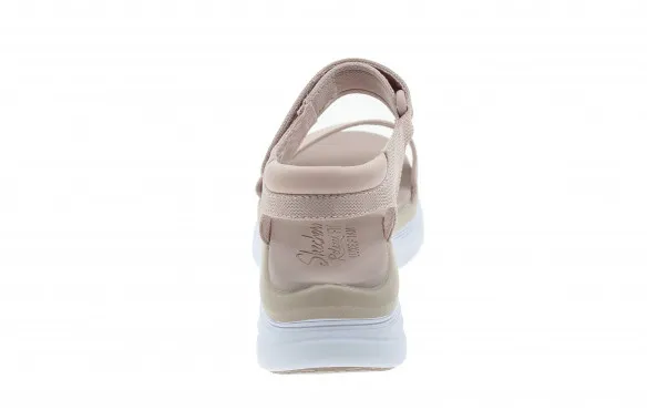 SKECHERS D'LUX WALKER